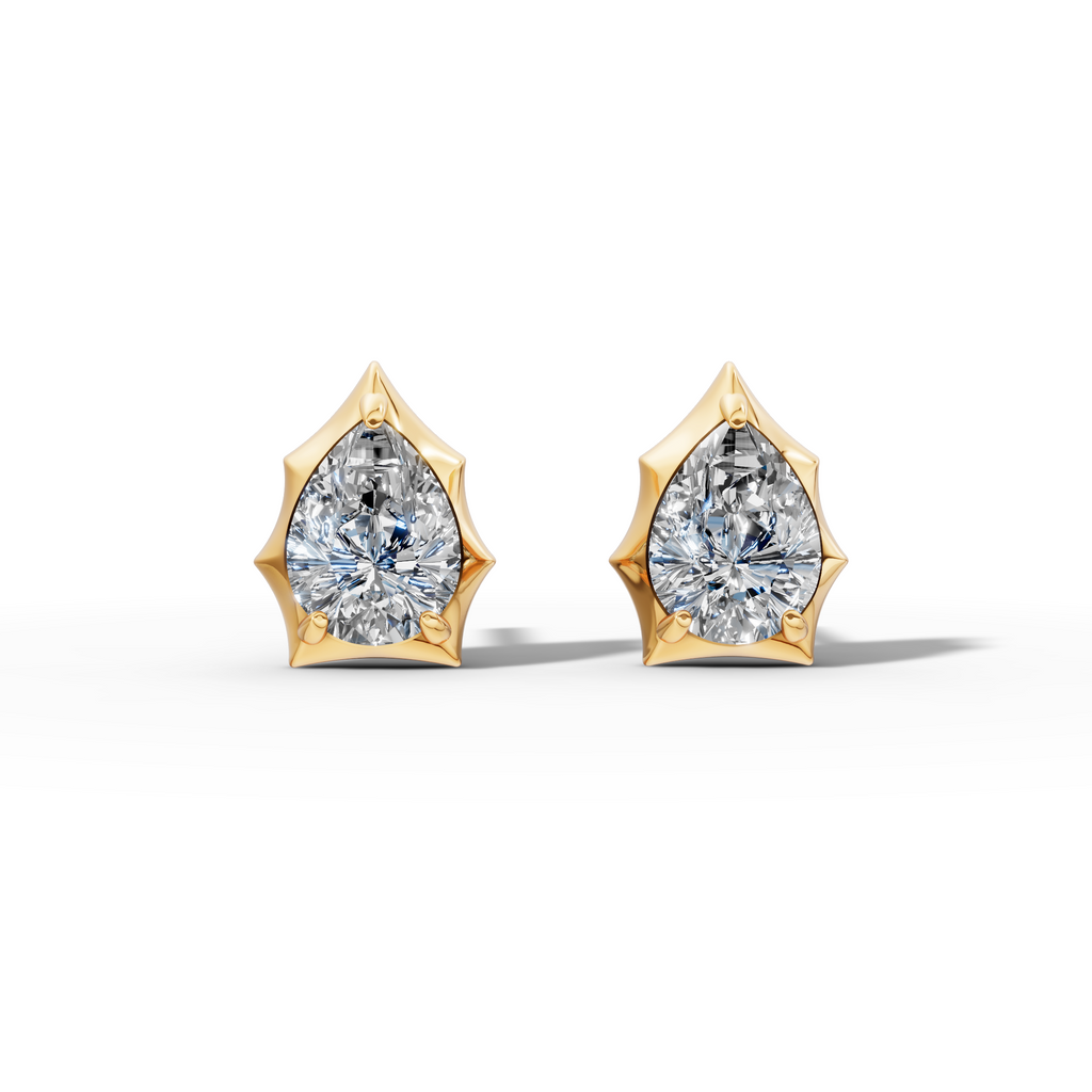 Étoile Pear Solid Gold Studs