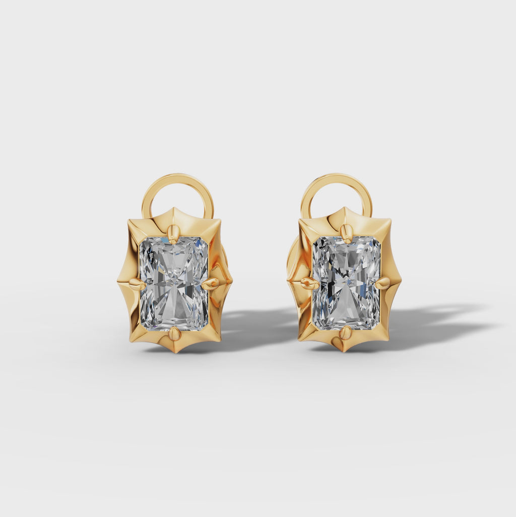 Étoile Radiant Solid Gold Studs