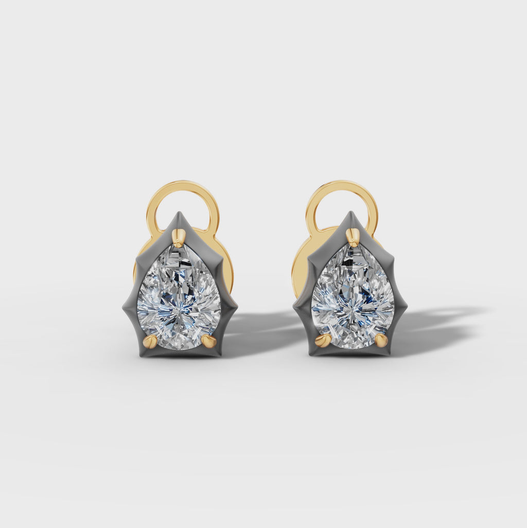 Étoile Pear Solid Gold Studs