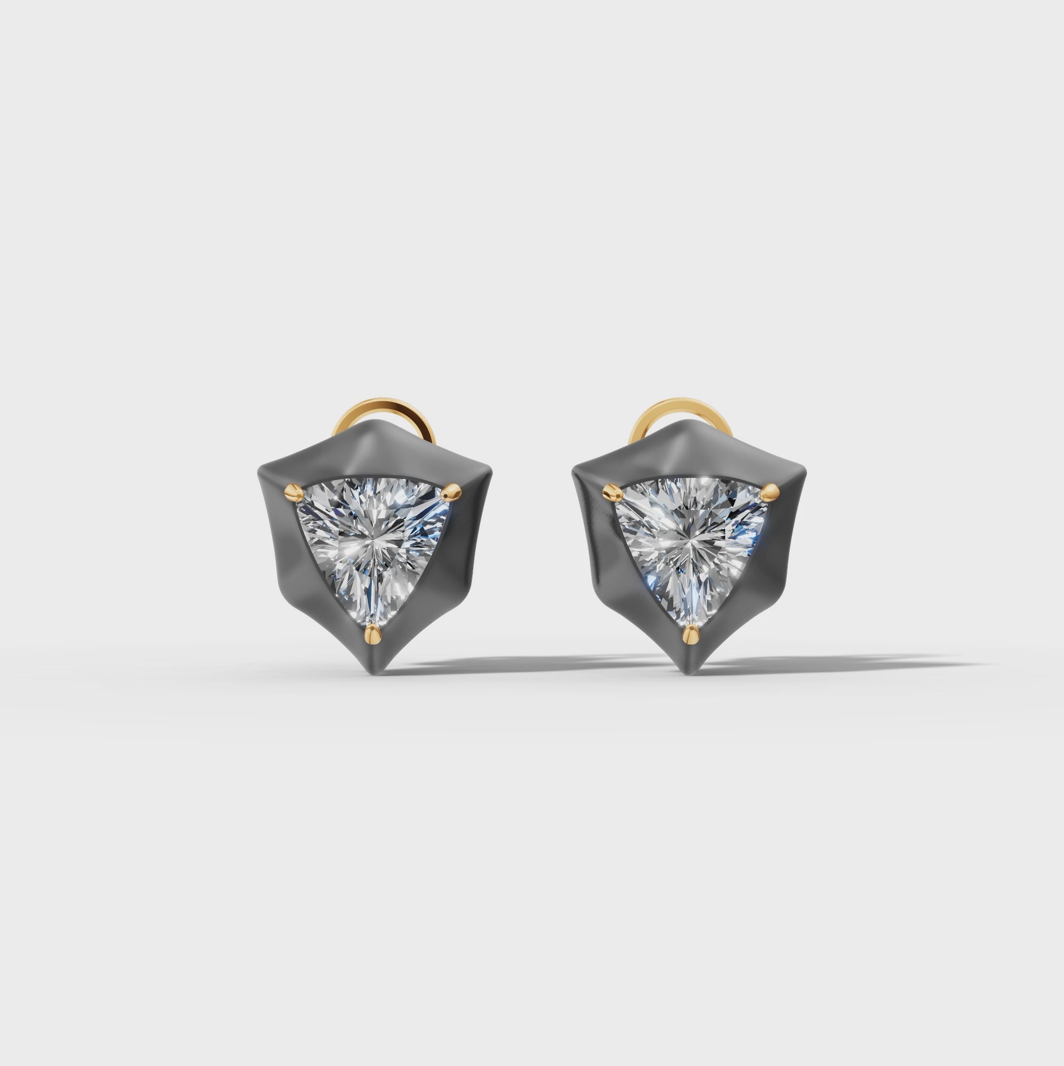 Étoile Trillion Solid Gold Studs